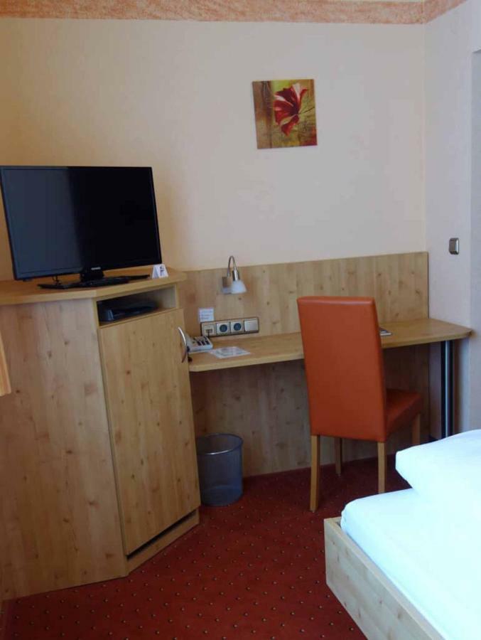 Hotel Bayerischer Hof Waldsassen Ngoại thất bức ảnh